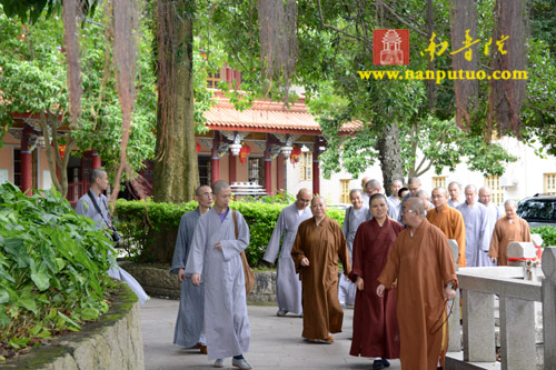 &Auml;&Iuml;&AElig;&Otilde;&Iacute;&Oacute;