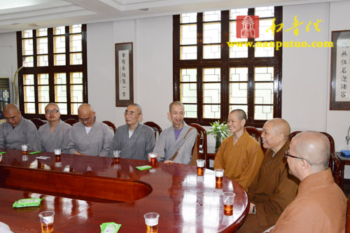 &Auml;&Iuml;&AElig;&Otilde;&Iacute;&Oacute;