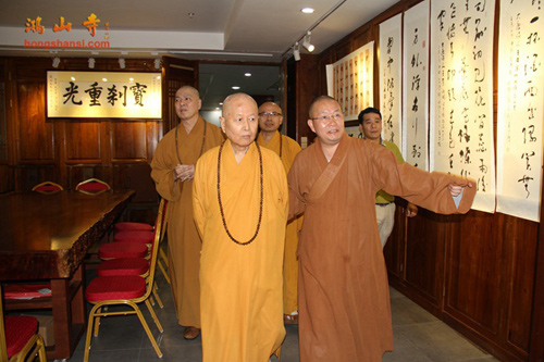 ���ŷ������