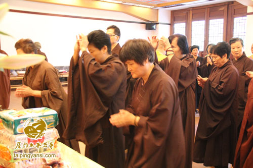 ���ŷ������