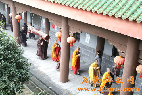 ���ŷ������