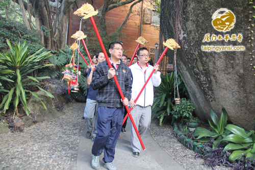 ���ŷ������