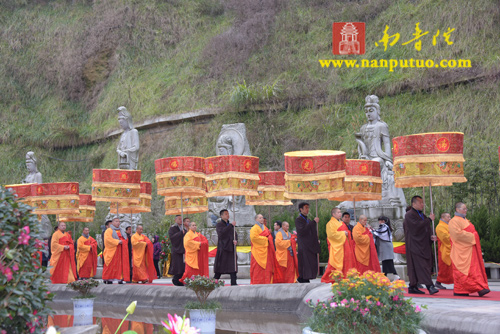 ���ŷ������