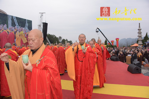 ���ŷ������