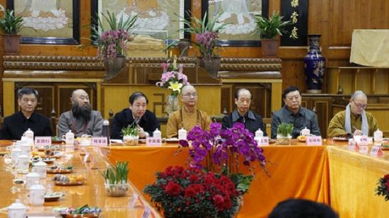 2015�긣��ʡ��̽�ӭ�´��軰���ڸ��ݾ���