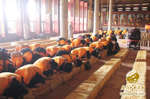 ���ŷ������