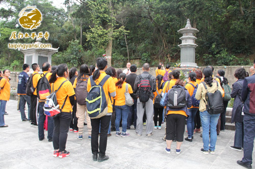 ���ŷ������