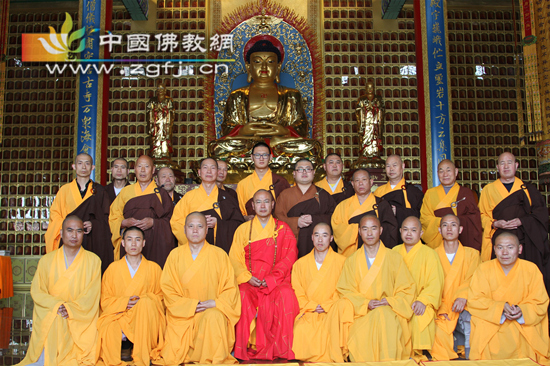 ���������¾��н��İ�����ʽ