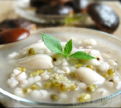 �ٺ��̶���